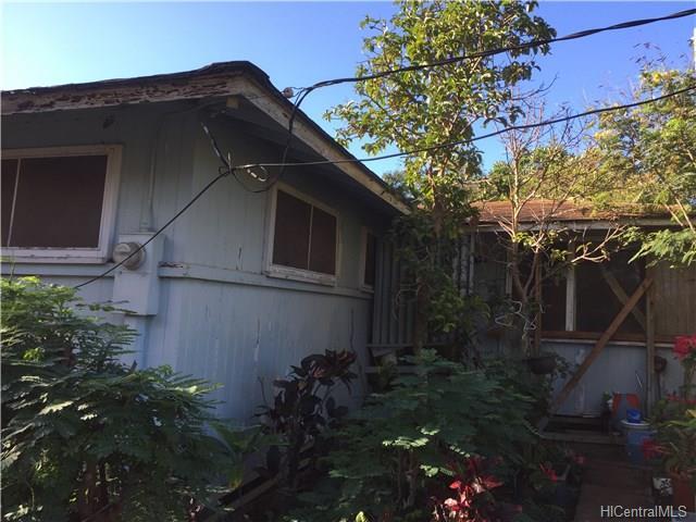 84-345 Makaha Valley Road, Waianae, HI 96792