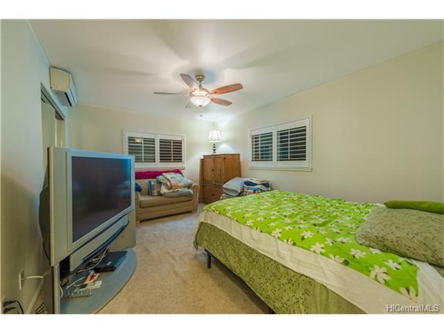 84-575 Kili Drive, Waianae, HI 96792