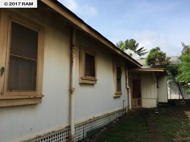 1950 East Vineyard, Wailuku, HI 96793