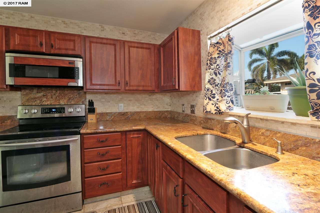 74Keapua, Wailuku, HI 96793