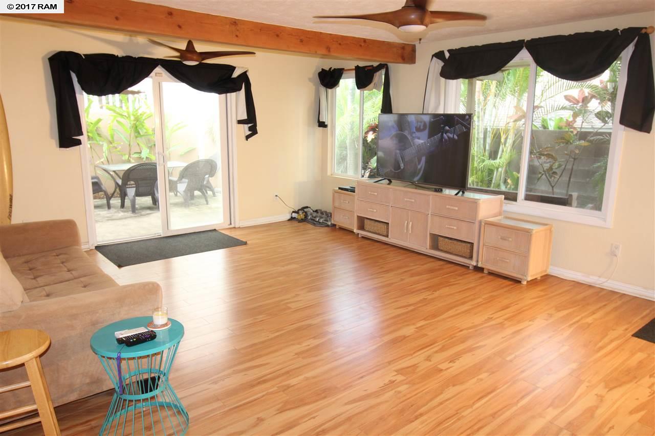 117 Lower Waiehu Beach Rd, Wailuku, HI 96793