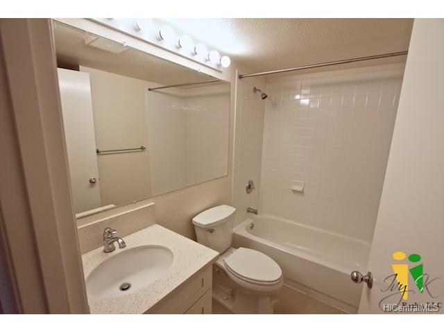 94-648 Lumiaina Street, Waipahu, HI 96797