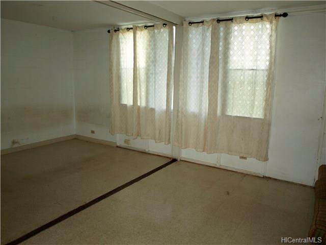 94-099 Waipahu Street, Waipahu, HI 96797