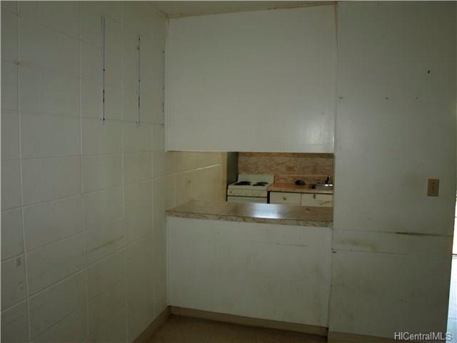 94-099 Waipahu Street, Waipahu, HI 96797