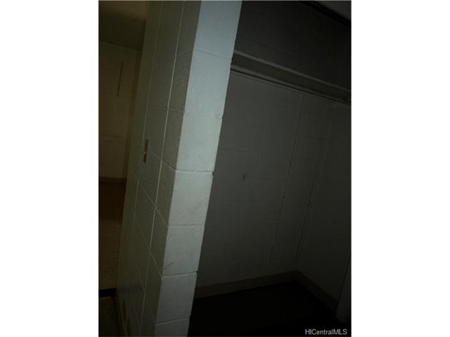 94-099 Waipahu Street, Waipahu, HI 96797