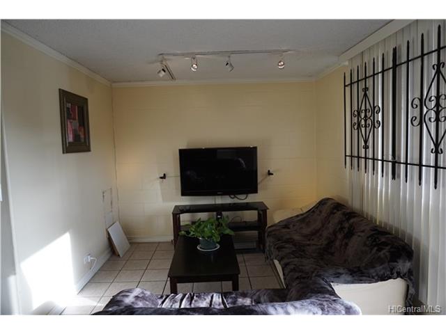 94-245 Leowahine Street, Waipahu, HI 96797