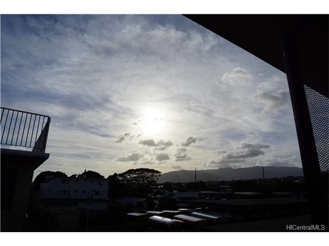 94-245 Leowahine Street, Waipahu, HI 96797