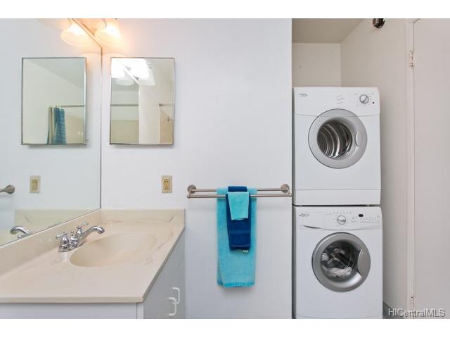 94-870 Lumiauau Street, Waipahu, HI 96797