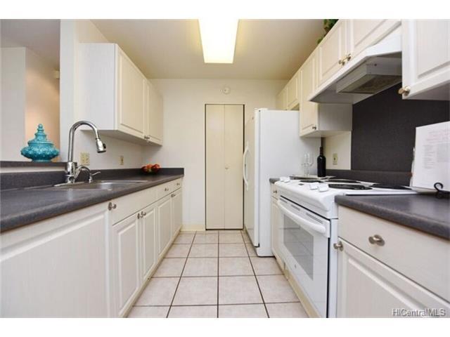 94-642 Lumiaina Street, Waipahu, HI 96797