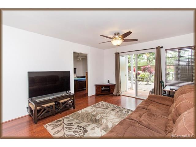 94-590 Lumiauau St #P102, Waipahu, HI 96797