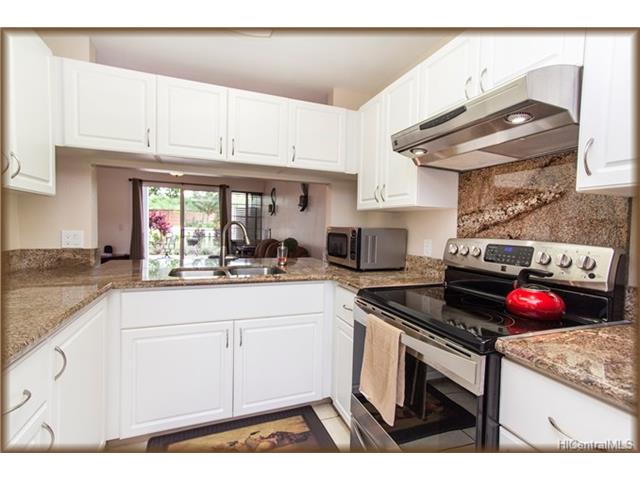 94-590 Lumiauau St #P102, Waipahu, HI 96797