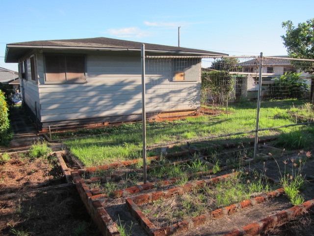 94-1266 94-1266 Henokea StreetWaipahu, HI, 96797Honolulu County