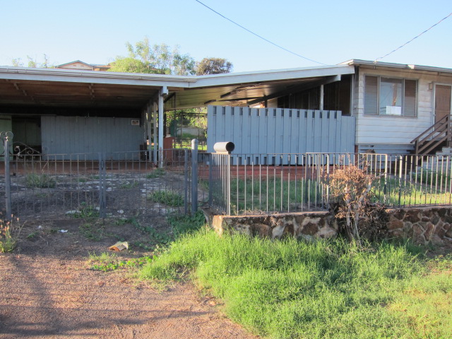 94-1266 94-1266 Henokea StreetWaipahu, HI, 96797Honolulu County