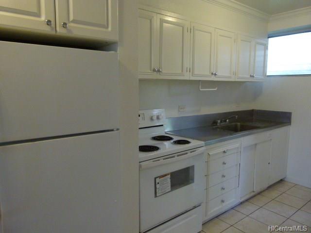 1423 Emerson Street, Honolulu, HI 96813