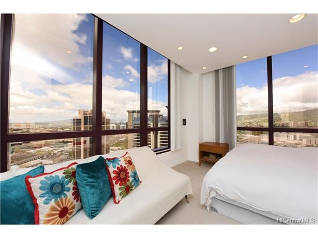 725 Kapiolani Boulevard, Honolulu, HI 96813