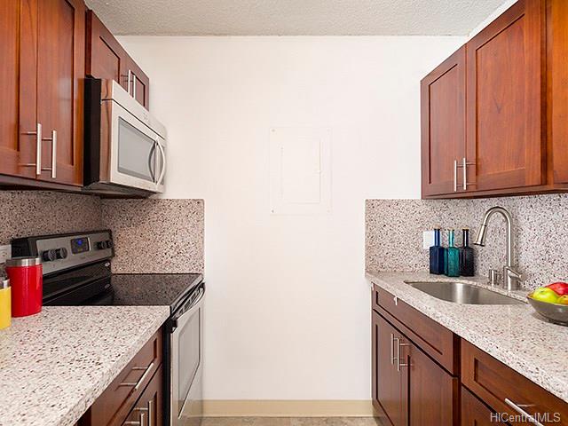 775 Kinalau Place, Honolulu, HI 96813
