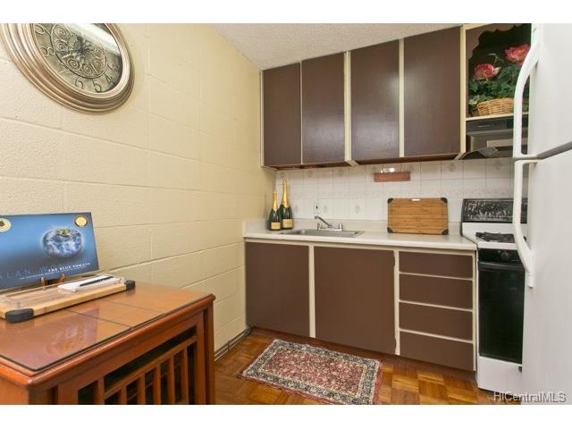 747 Kinau Street, Honolulu, HI 96813