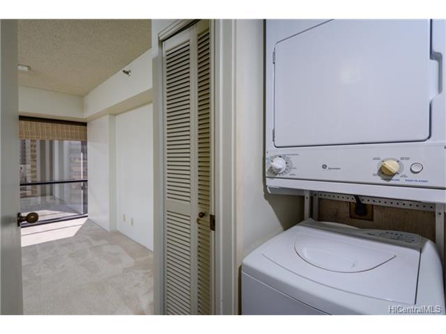 1088 Bishop Street, Honolulu, HI 96813