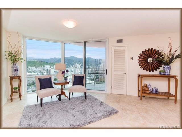 801 S King Street, Honolulu, HI 96813