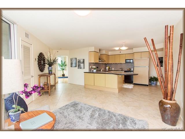 801 S King Street, Honolulu, HI 96813