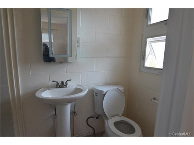 1302 Young Street, Honolulu, HI 96814