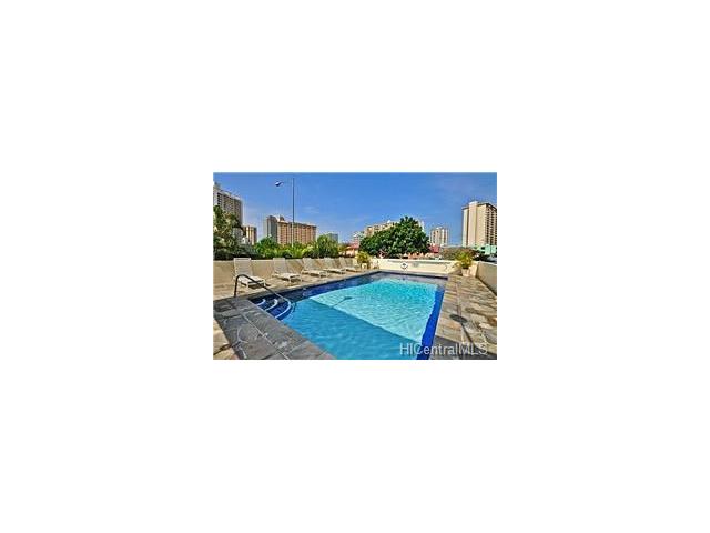 1650 Kanunu Street, Honolulu, HI 96814