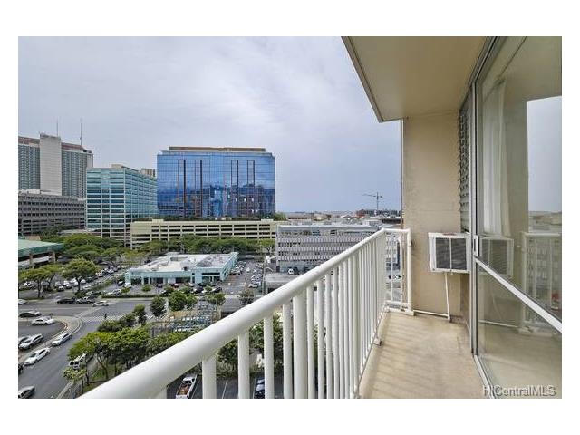 750 Amana Street, Honolulu, HI 96814