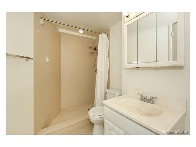 750 Amana Street, Honolulu, HI 96814