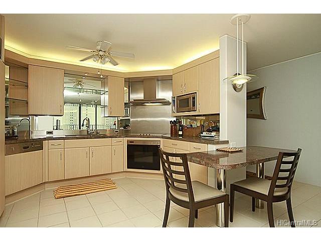 88 Piikoi Street, Honolulu, HI 96814