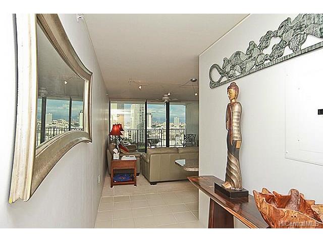 88 Piikoi Street, Honolulu, HI 96814