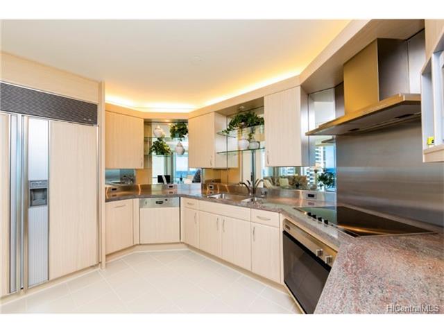 88 Piikoi Street, Honolulu, HI 96814