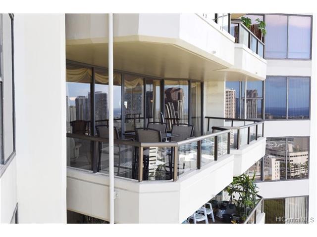 1221 Victoria Street, Honolulu, HI 96814