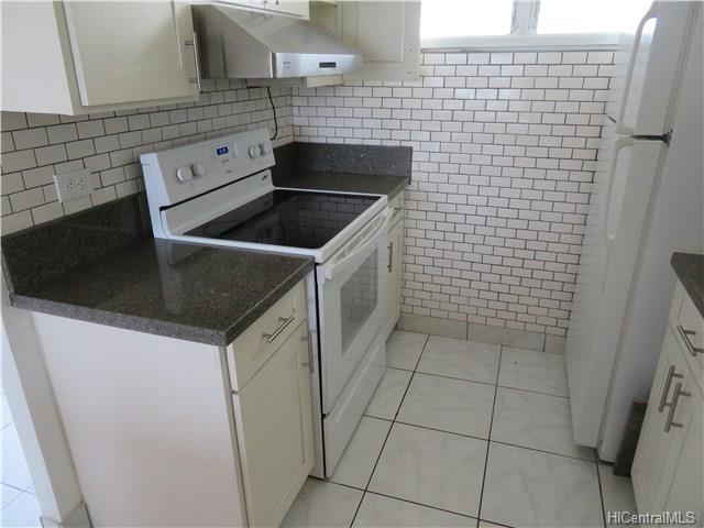 780 Amana Street, Honolulu, HI 96814