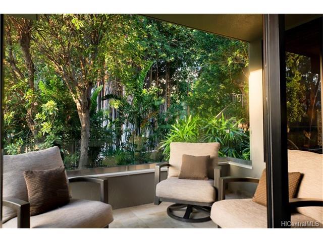 3002 Hibiscus Drive, Honolulu, HI 96815