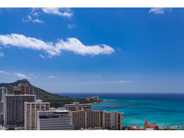 383 Kalaimoku Street, Honolulu, HI 96815
