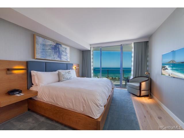 383 Kalaimoku Street, Honolulu, HI 96815