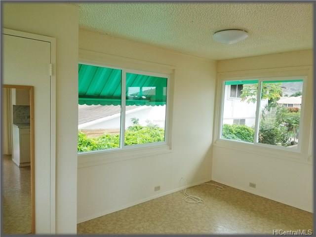 3232 Castle Street, Honolulu, HI 96815