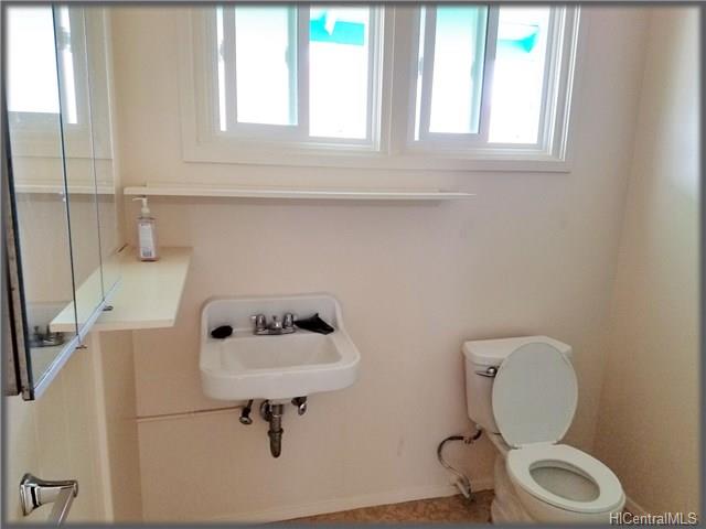 3232 Castle Street, Honolulu, HI 96815