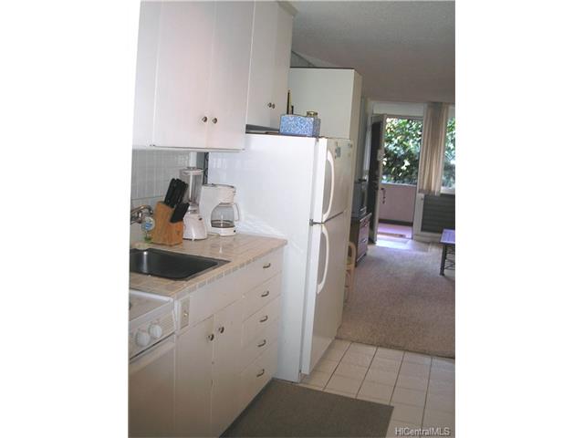 425 Ena Road, Honolulu, HI 96815