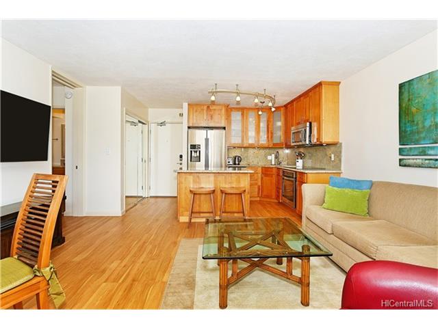 2140 Kuhio Avenue, Honolulu, HI 96815