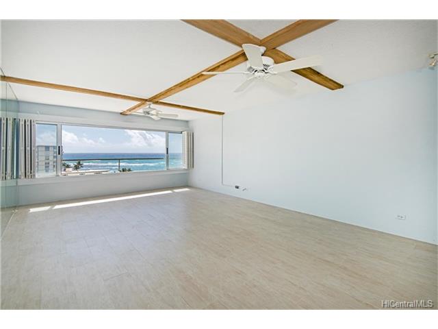 2895 Kalakaua Avenue, Honolulu, HI 96815