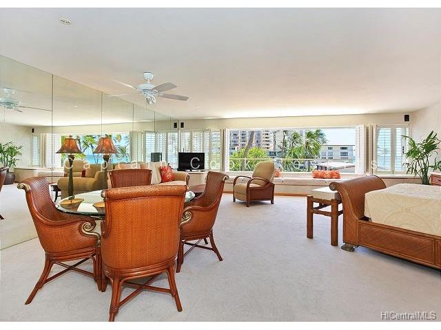 2895 Kalakaua Avenue, Honolulu, HI 96815