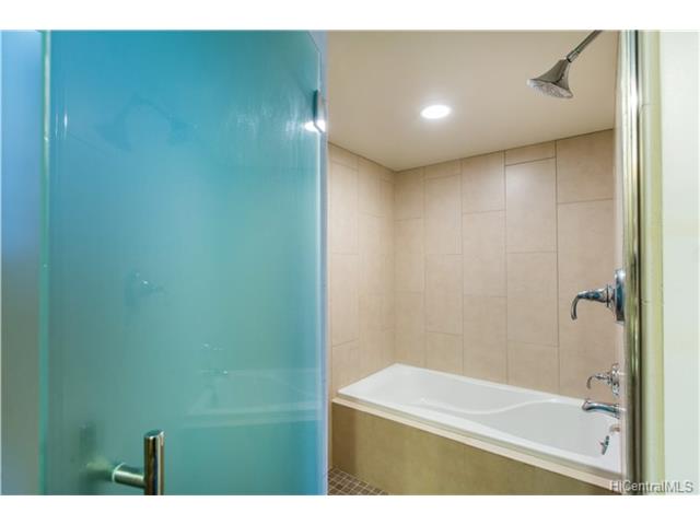 1837 Kalakaua Avenue, Honolulu, HI 96815