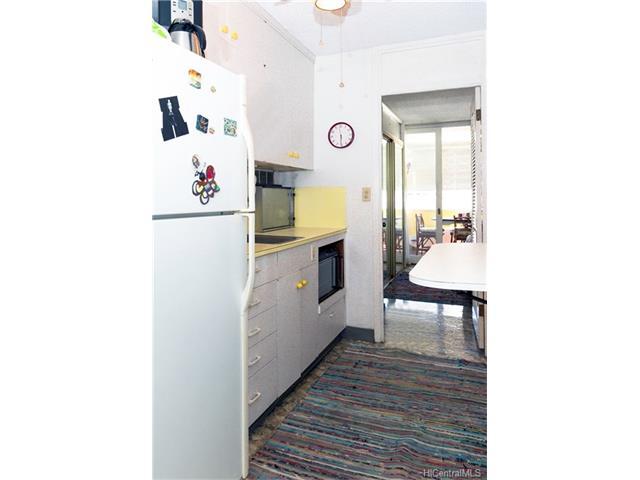 425 Ena Road, Honolulu, HI 96815