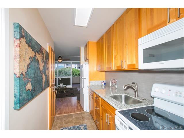 425 Ena Road, Honolulu, HI 96815