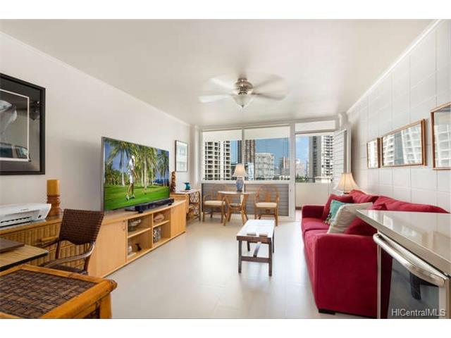 425 Ena Road, Honolulu, HI 96815