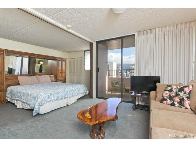 2240 Kuhio Avenue, Honolulu, HI 96815