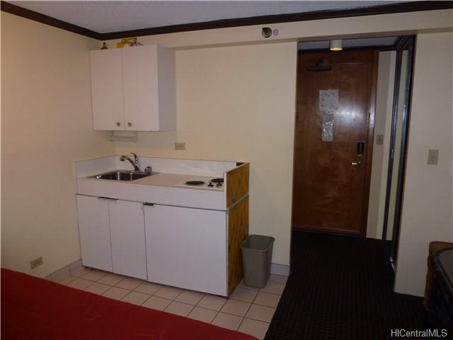 2425 Kuhio Avenue, Honolulu, HI 96815