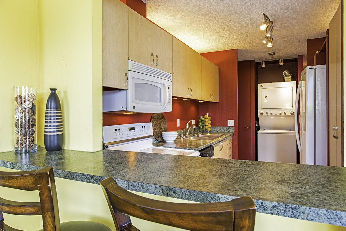 2029 Ala Wai Blvd #401, Honolulu, HI 96815