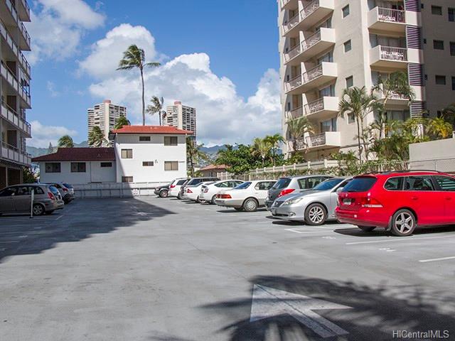 445 Kaiolu Street, Honolulu, HI 96815